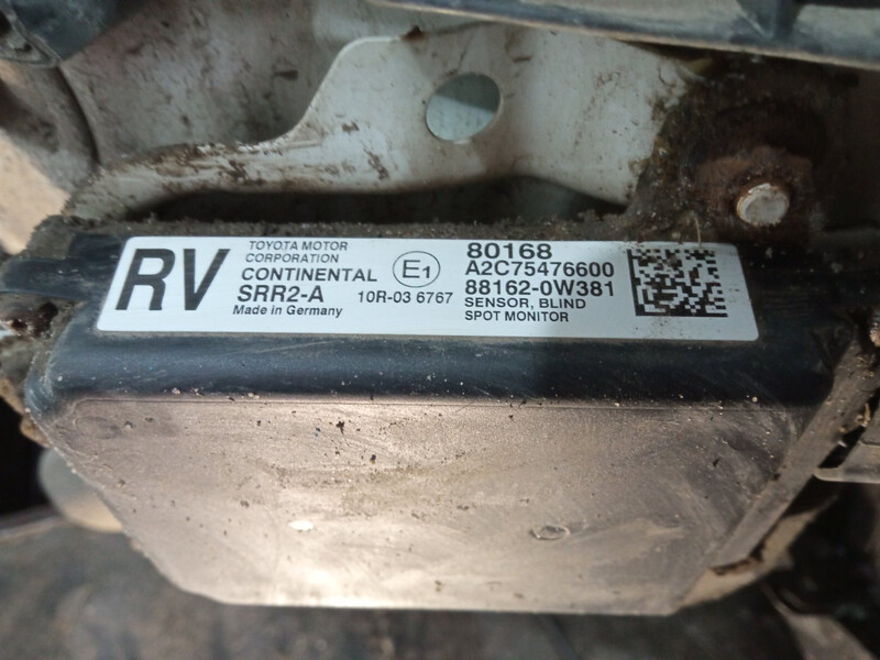 Датчик сліпої зони Toyota RAV4  2017 2.2 Дизель 