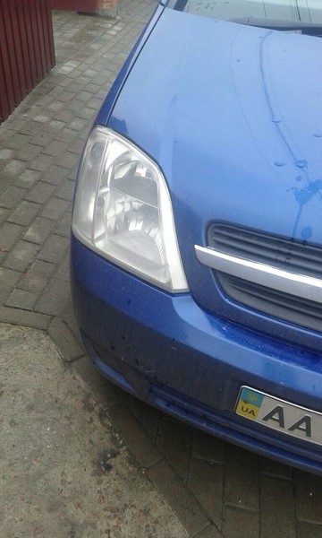 Передня фара Opel Meriva A  2004 1.7 Дизель 
