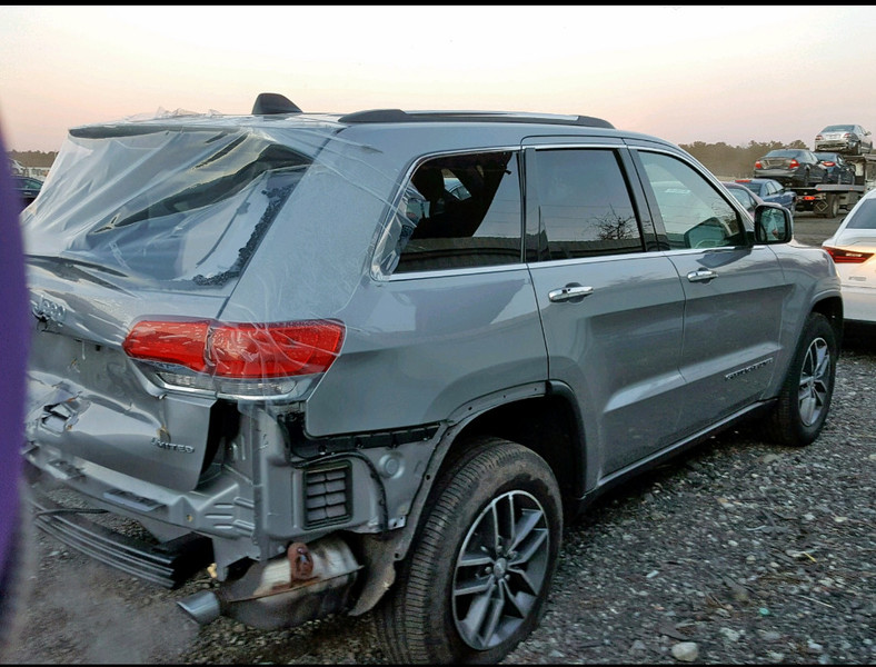 Крышка багажника Jeep Grand Cherokee  2016 3.6 Бензин Киев