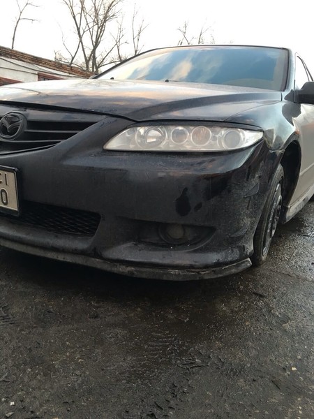 Бампер передний Mazda 6 2002 г.  2.0 л дизель Киев