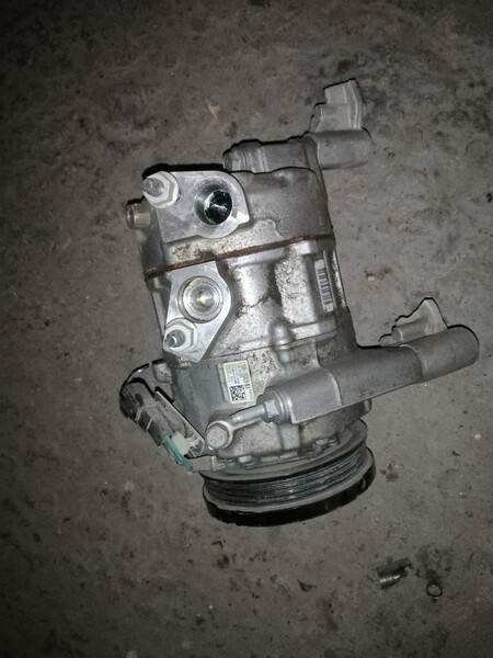 Компрессор кондиционера Ford Explorer 2021 г.  2.3 л бензин Киев