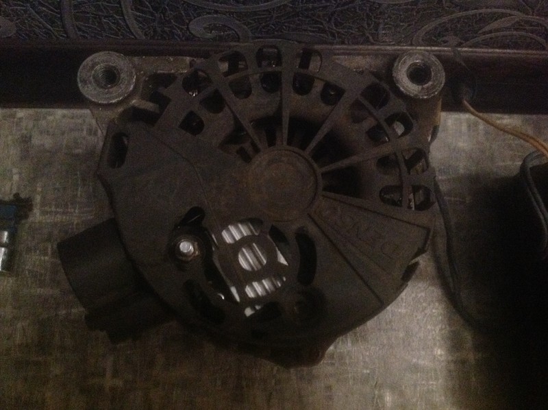 Генератор 1.4 Peugeot 206  2006 хетчбек 1.4 Бензин 