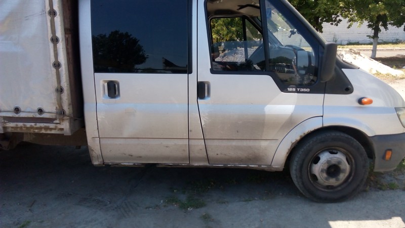 Порог правый Ford Transit 2004 г.  2.5 л дизель Днепропетровск