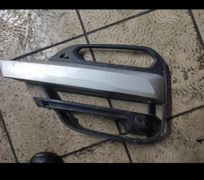 Решетка бампера BMW X3 2020 г.  2.0 л дизель Львов