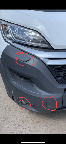 Часть бампера клык молдинг Citroen Jumper 2014 г.  2.2 л дизель Житомир