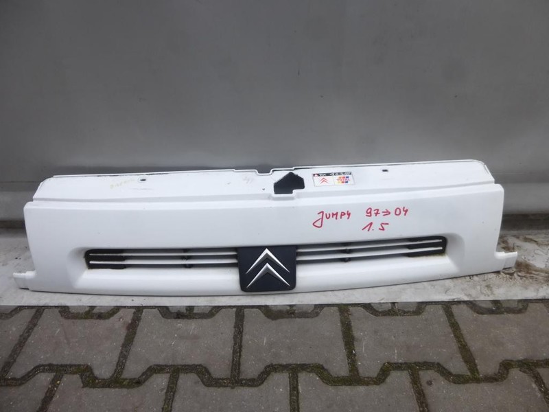 Решітка радіатора Citroen Jumpy 2000 р.  1.9 л дизель Запоріжжя