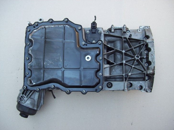 Піддон двигуна Porsche Cayenne 2011 р.  4.8 л бензин Київ