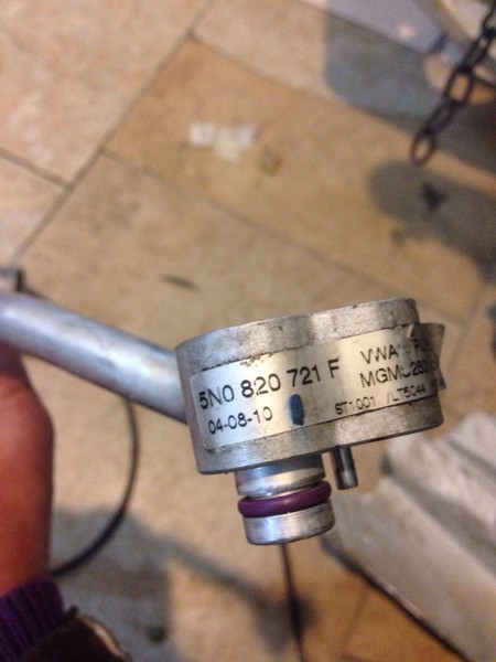 Трубка кондиционера 5NO820721F   Volkswagen Tiguan