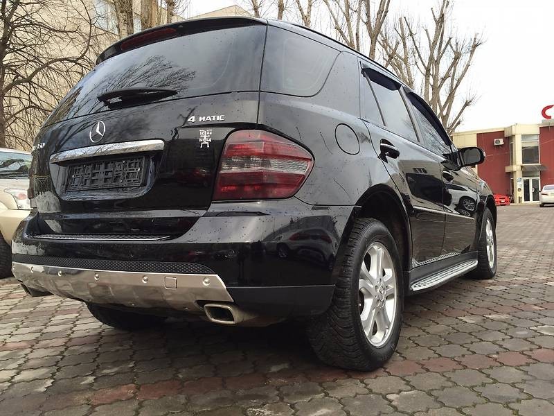 Накладка заднего бампера хром Mercedes-Benz M-Class W164  2007 3.0 Дизель Винница