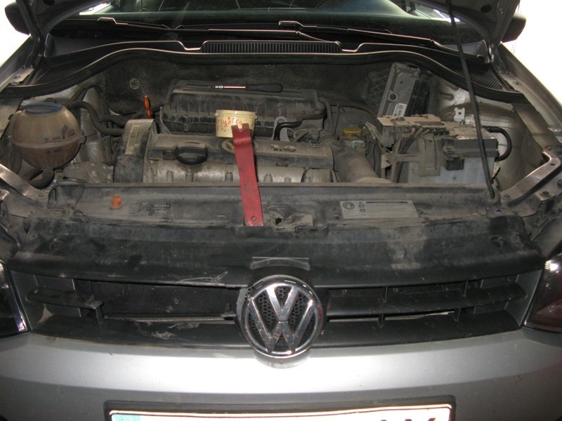 Решетка бампера 6R0853651B9B9   Volkswagen Polo