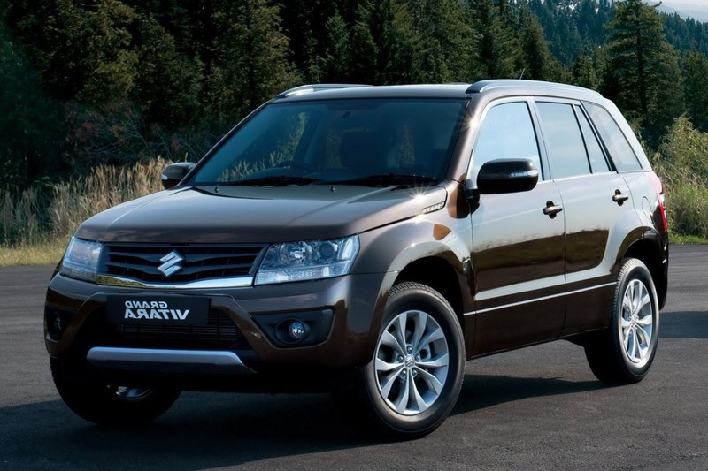Бампер передний Suzuki Grand Vitara 2012-2016 - 2015 г.  99.0 л бензин Ровно