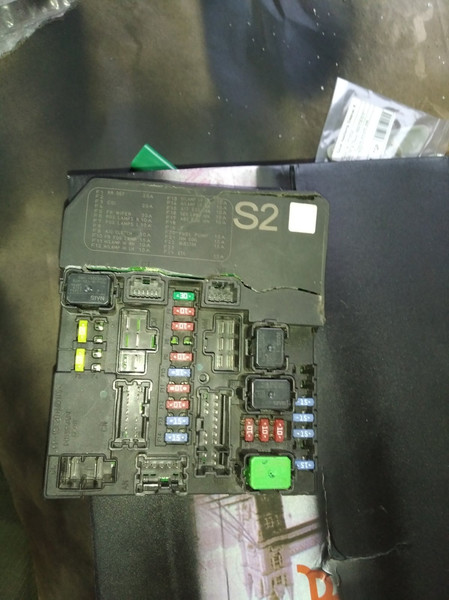 Блок предохранителей s2 Nissan Juke  2013 1.6 Бензин 