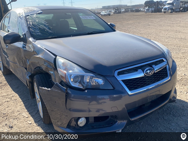Дверь передняя правая с молдингом Subaru Legacy 5  2013 2.5 Бензин Кременчуг