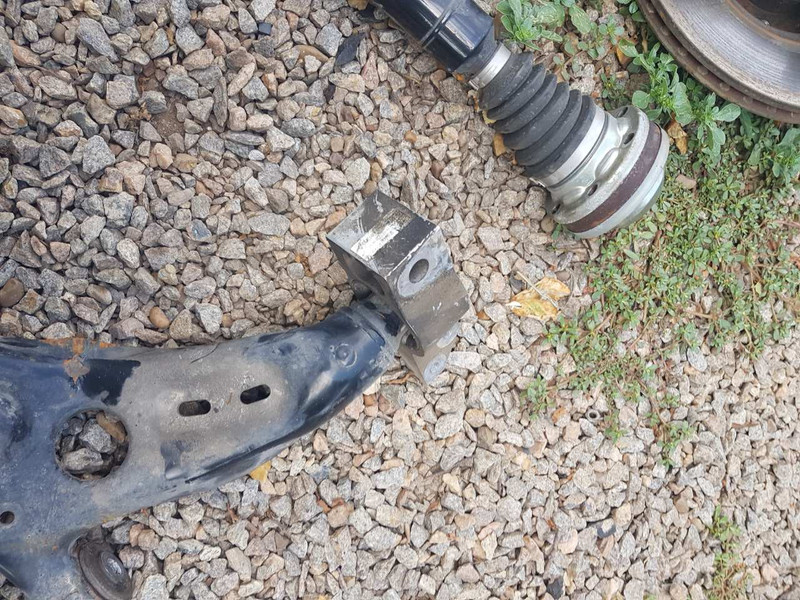 Рычаг нижний Volkswagen Passat CC  2012 2.0 Бензин Одесса