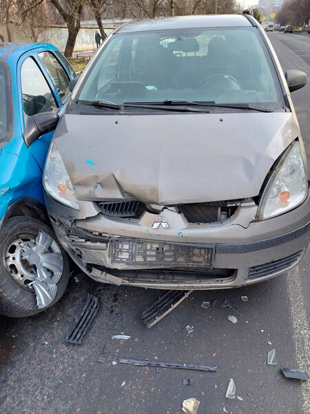 Бампер передний в сборе Mitsubishi Colt  2008 Одесса
