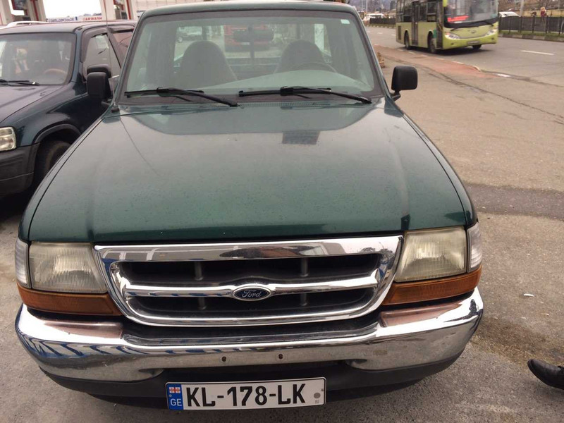 Стекло лобовое с датчиком дождя Ford Ranger Sl 2000 2.5 Бензин Киев