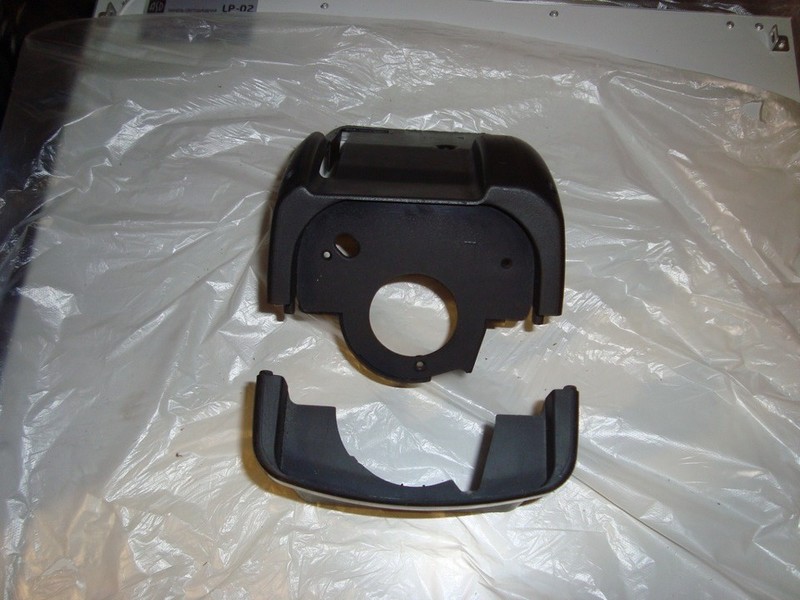 Пластик рулевой колонки (кожух) Audi A4 ADR 1995 1.8 Бензин Киев