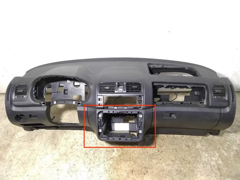 Панель мультимедіа Skoda Fabia 2  2008 хэтчбек 1.4 Бензин Винница