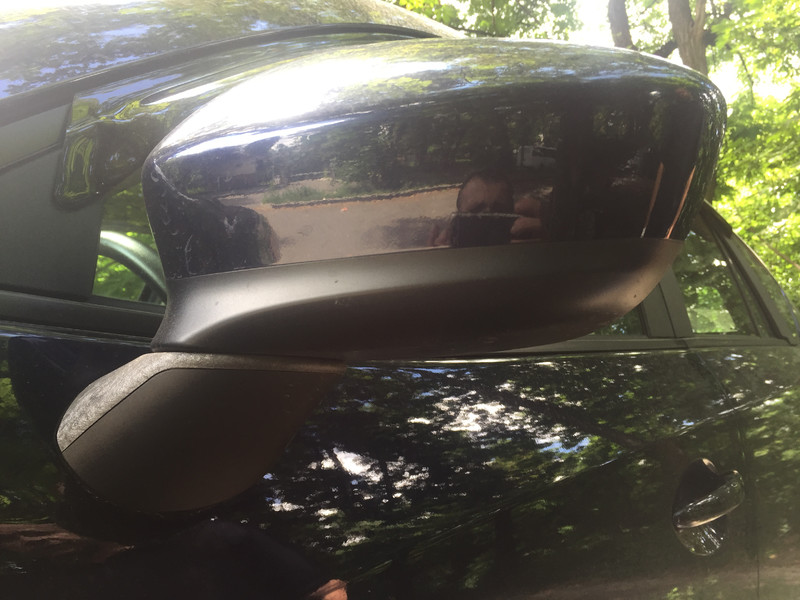 Накладка зеркала нижня пасажирська сторона Mazda CX-5  2012 хэтчбек 3.0 Бензин Киев