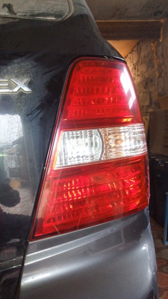 Задний правый фонарь Kia Sorento  2008 2.5 Дизель Меловое