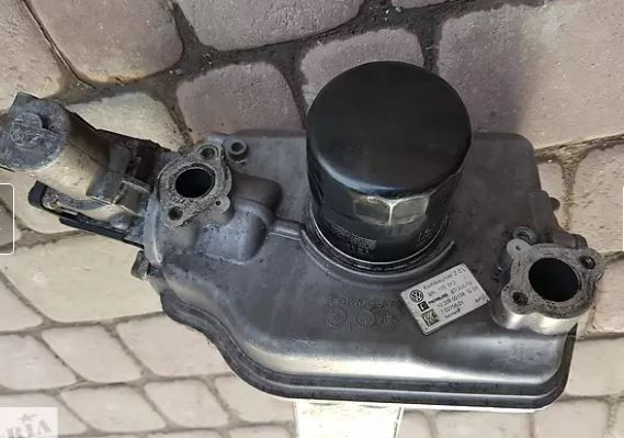 Корпус масляного фильтра (теплообменник) Volkswagen T5 (Transporter)  2011 2.0 Дизель Хмельницкий