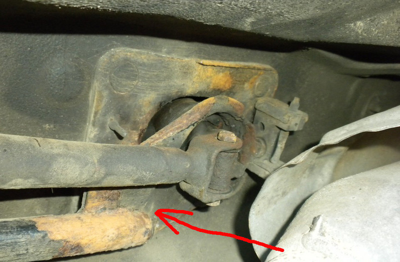 Поддерживающая штанга кулисы кпп Mazda 626 GF 2000 2.0 Бензин 