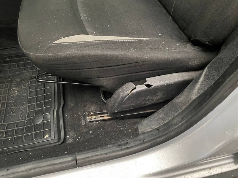 Дверная карта Renault Sandero 2 хэтчбек 2014 г.  1.5 л дизель Киев