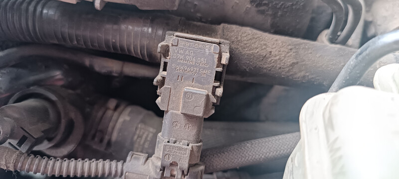 Датчик вторичного воздуха Volkswagen Jetta 6  2011 2.5 Бензин Прилуки