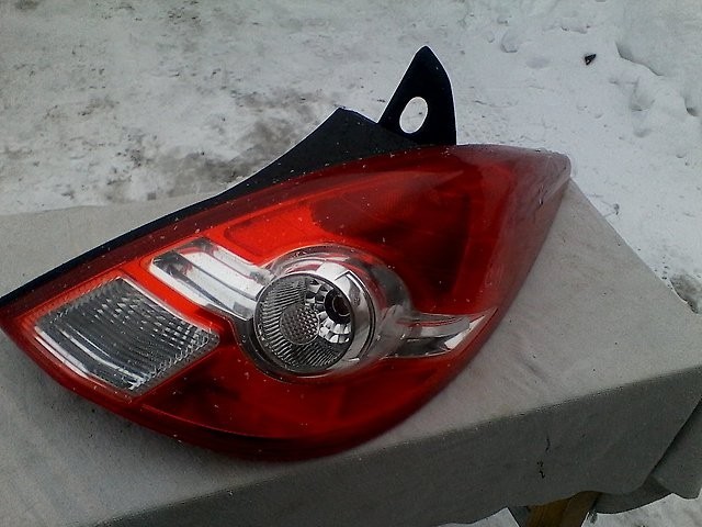 Задний правый фогарь Nissan Tiida В9 2008 1.6 Бензин 