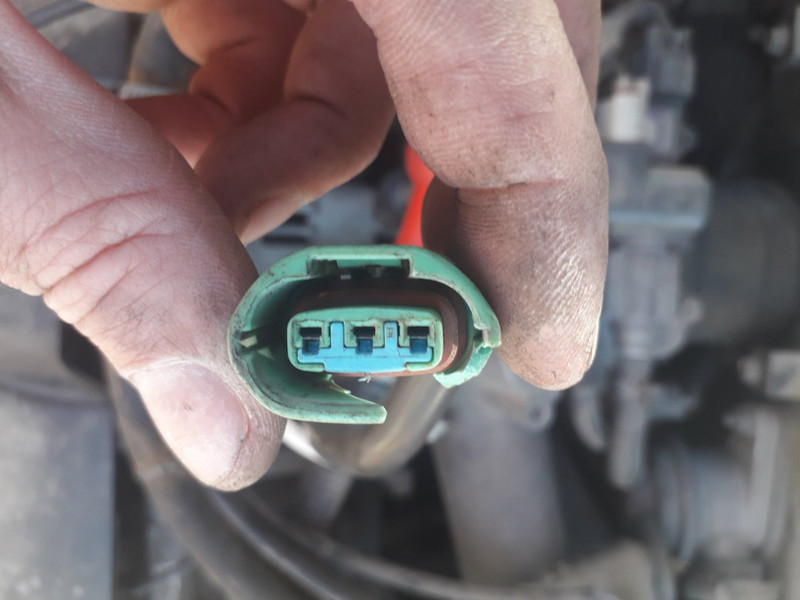 Разъем генератора Subaru Forester SG  2003 хэтчбек 2.0 Бензин Киев