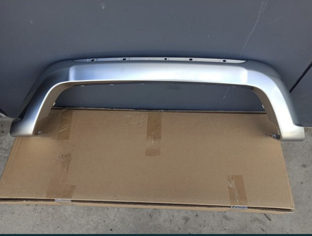 Молдинг бампера Dodge Journey 2018 р.  Рівне