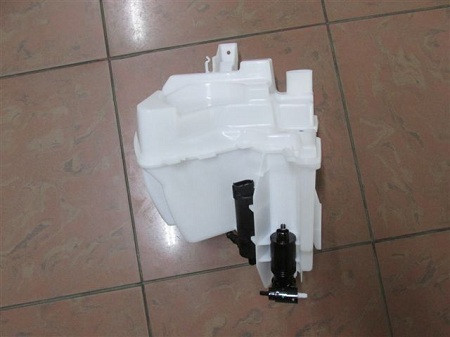 Бачок омивача Nissan Juke f15 2015 хетчбек 1.6 Бензин 