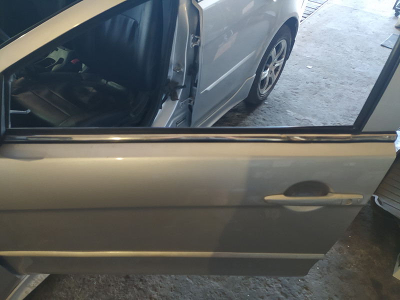 Накладка двери водительской хром Mitsubishi Lancer X  2008 2.0 Бензин Изюм