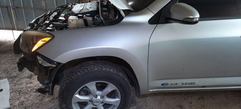 Крыло переднее 538010R050   Toyota RAV4