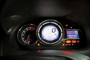 Приборная панель Renault Fluence  2010 1.6 Бензин Чернигов