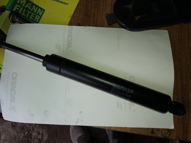 Амортизатор сидіння Renault Trafic 2 2006 р.  1.9 л дизель Полтава