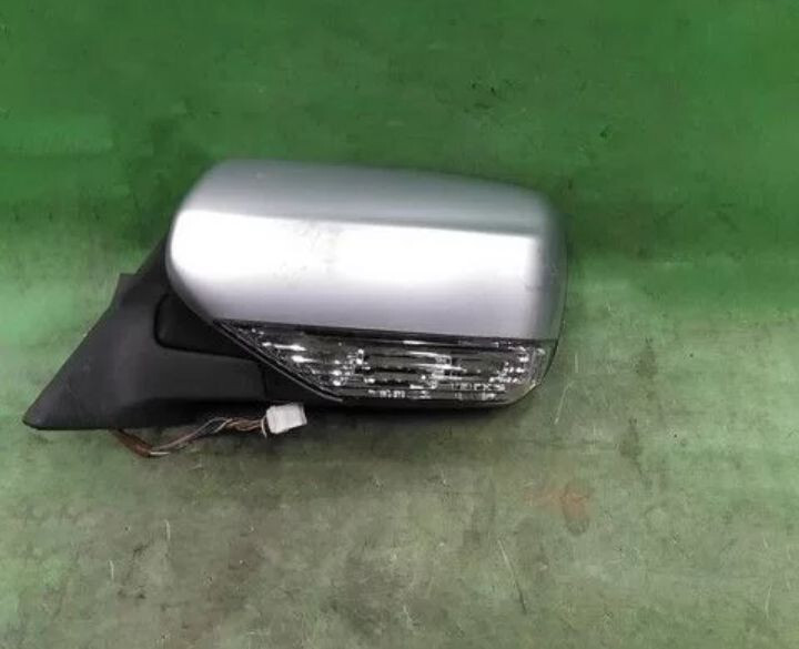 Левое зеркало с поворотником без автоскладывания 8 пин Subaru Forester SG  2006 2.0 Бензин Киев