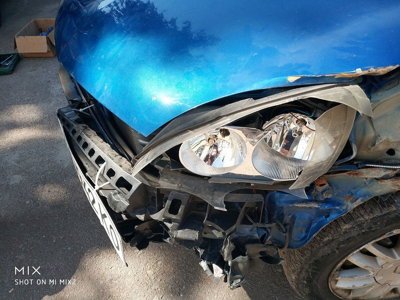 Фара передняя левая (серая) Renault Symbol Clio 2005 1.4 Бензин Киев