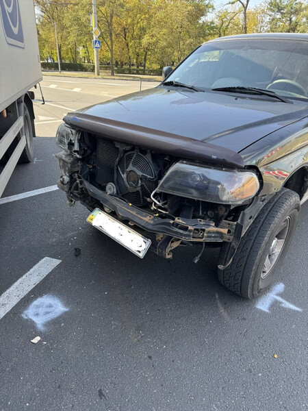 Передня фара Mitsubishi Pajero Sport  2003  Электро 