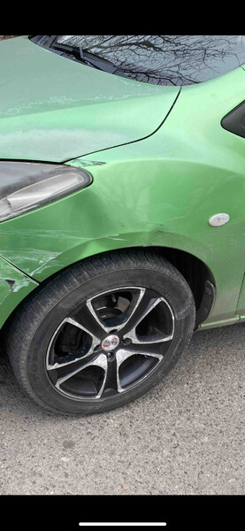 Крыло переднее левое Mazda 2 хэтчбек 2008 г.  1.5 л бензин Николаев