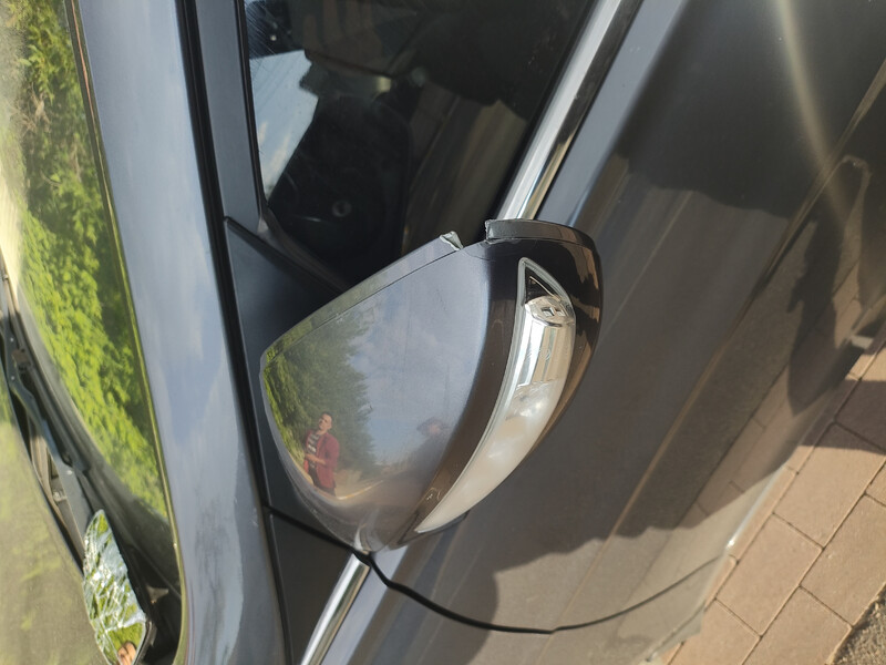 Дзеркало ліве Hyundai Sonata 6  2010 2.0 Бензин 