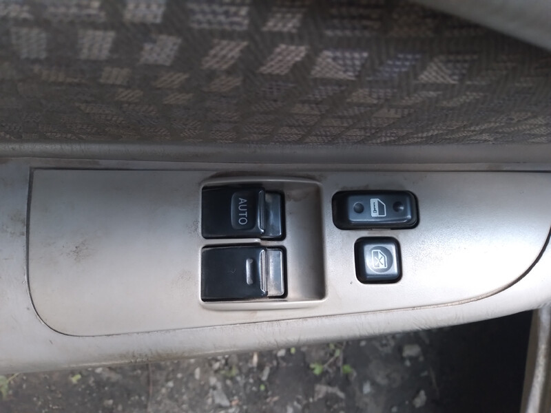 Блок керування склопідйомниками Toyota Corolla E110  2000 1.6 Бензин 