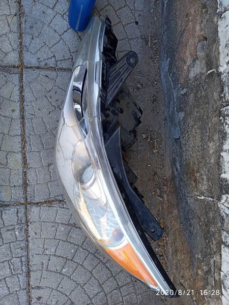 Фара левая передняя 921013Q000   Hyundai Sonata