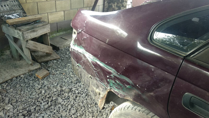 Крило заднє Toyota Carina E  1994 хетчбек  Электро 