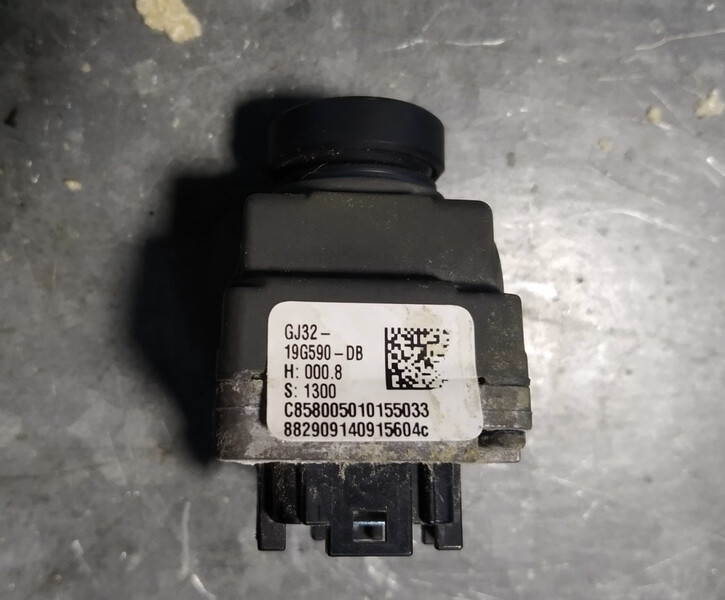 Камера заднього виду Land Rover Range Rover Evoque 2015 р.  2.2 л дизель Київ