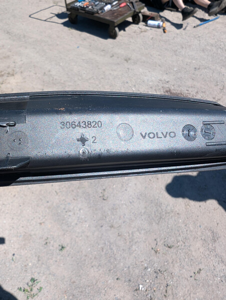 Накладка центральної консолі Volvo XC90  2004 универсал 2.4 Дизель 