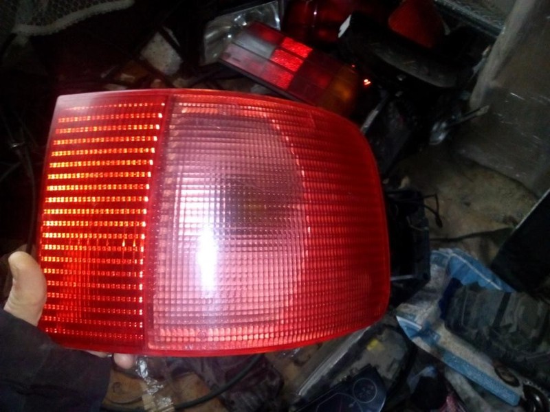 Фонарь задний правый Audi A6  1994 1.8 Бензин Запорожье