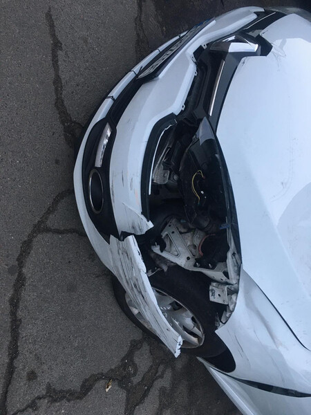 Бампер фара крыло Renault Megane  2015 хетчбек 1.6 Бензин 