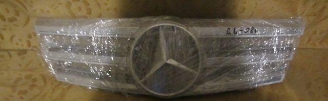 Решетка Mercedes GL-Сlass X164 2008 г.  2.4 л бензин Киев
