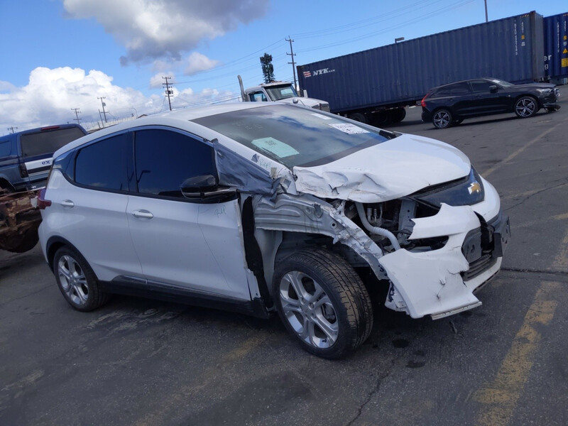 Фара передня права Chevrolet Bolt  2011 хетчбек  Электро 